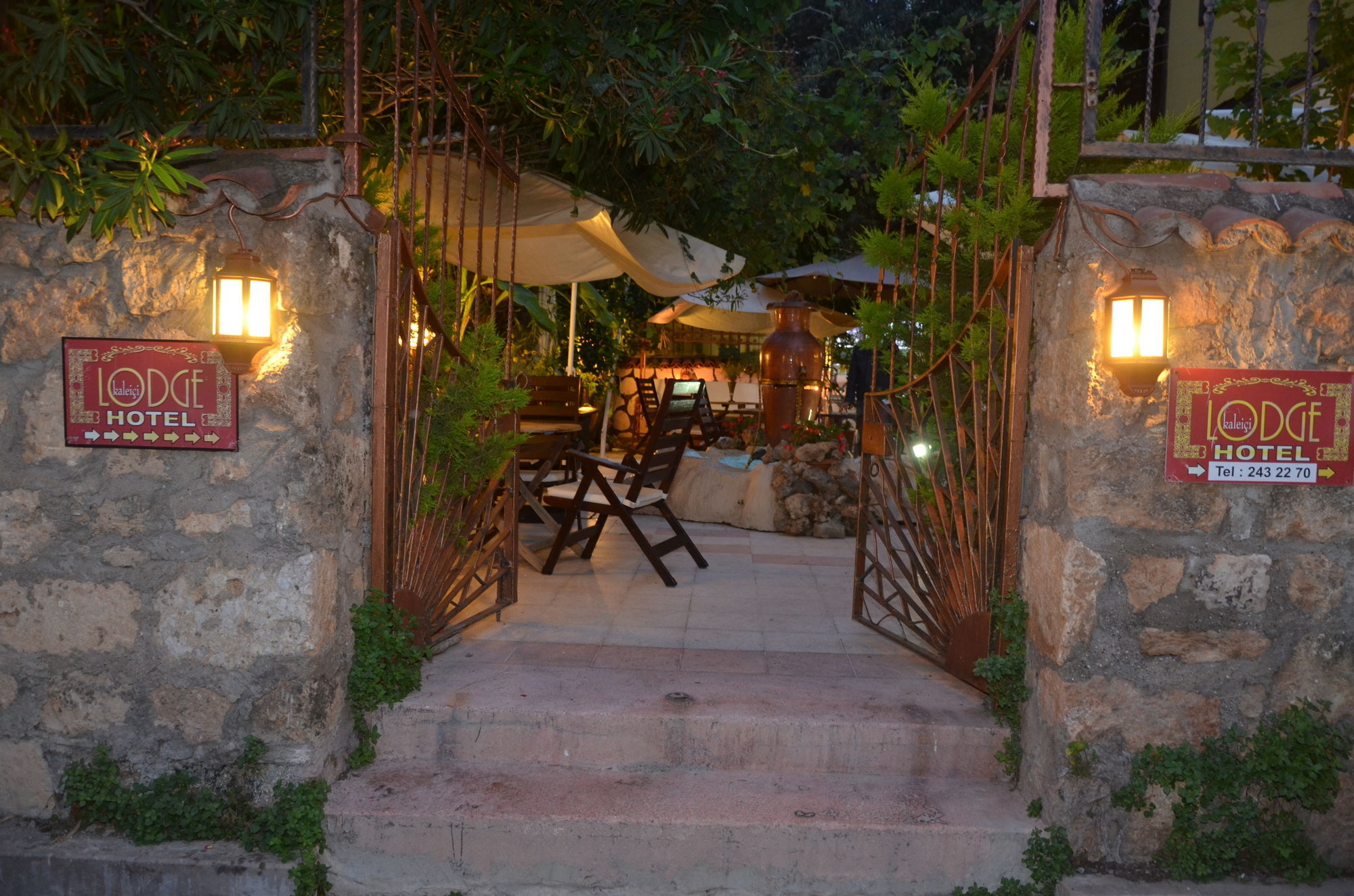 Kaleici Lodge Aparts Antalya Exteriér fotografie